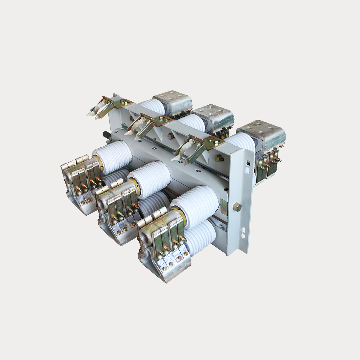 GN30-12改進型戶內高壓隔離開關